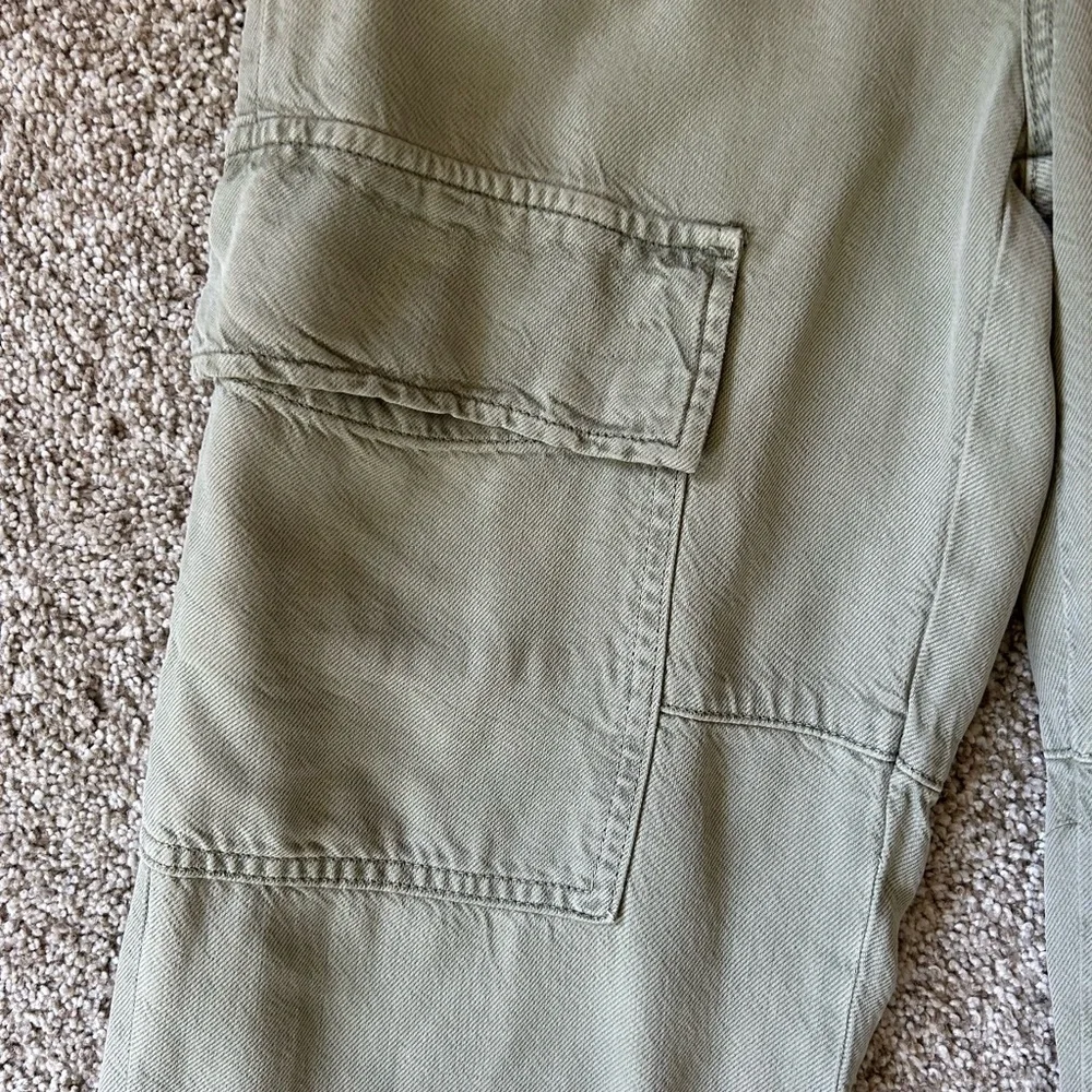 AG Los Angeles Knoxx Cargo High Rise Baggy Boyfriend green pants. Grunge utility - Picture 9 of 16
